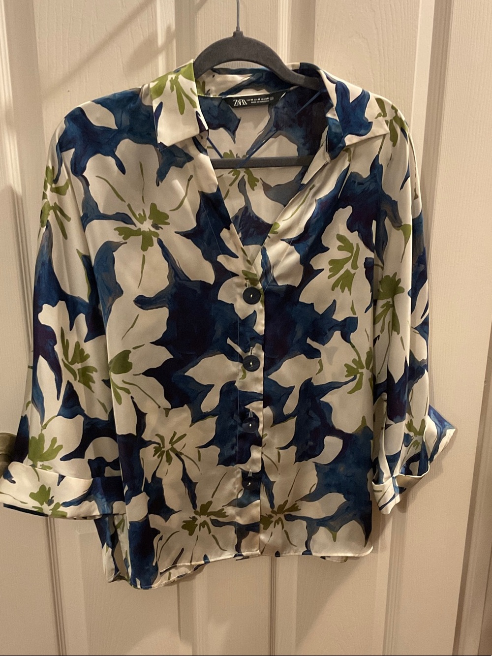 Zara Navy, White & Olive Floral Satin Button Blouse